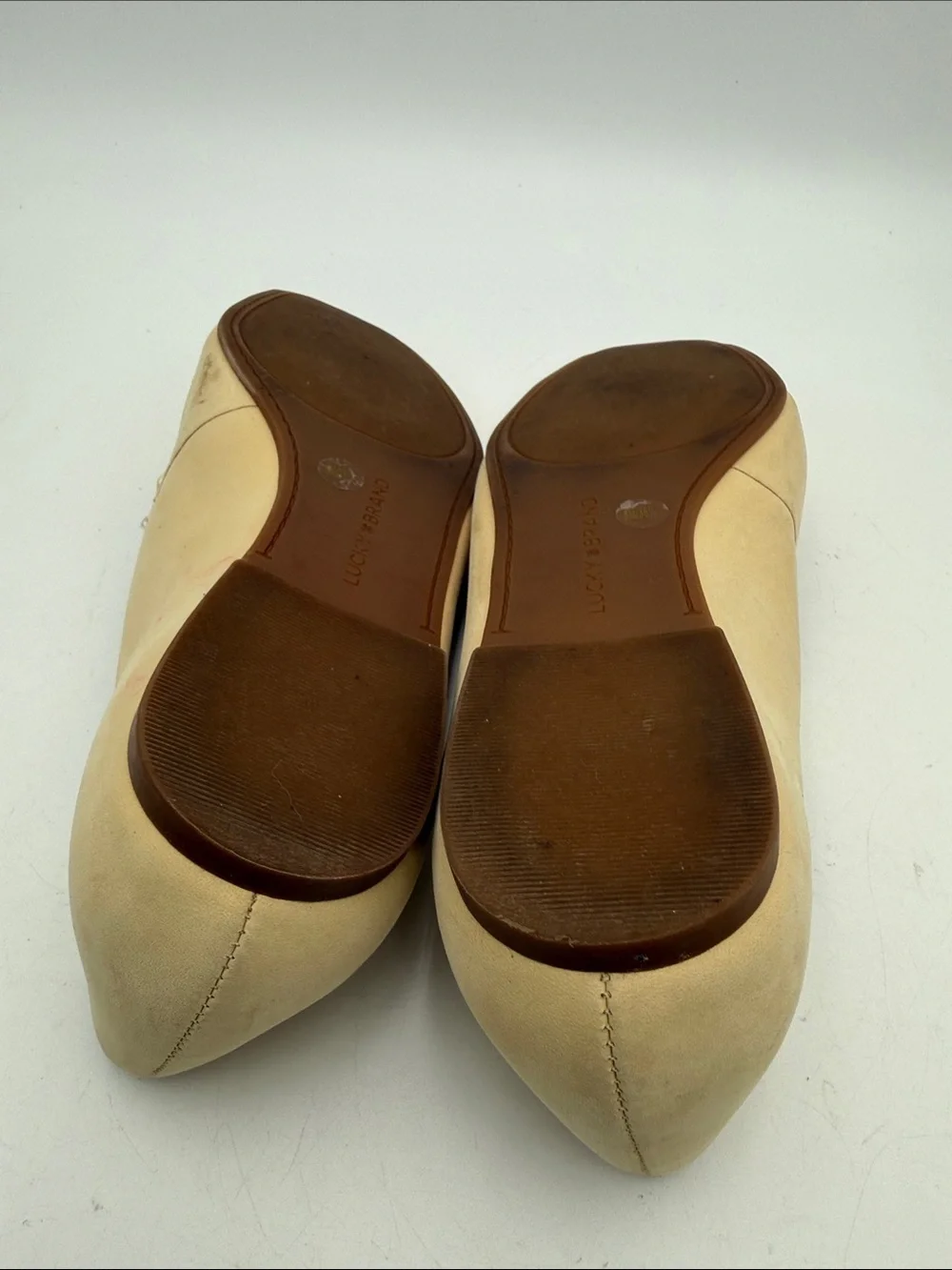 Lucky Brand Beige Women's Ballet Flats women 8M casual vacation cruise office